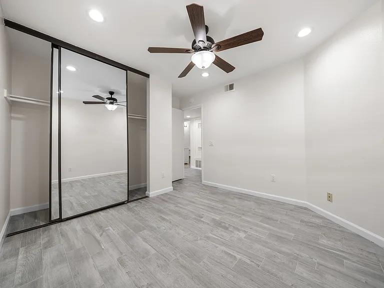 9424 Twin Trails Dr #103 — Photo 14