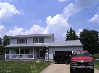 1260 Julia Dr SW, Warren, OH