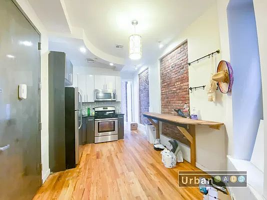 3rd image of 683 Sterling Pl
