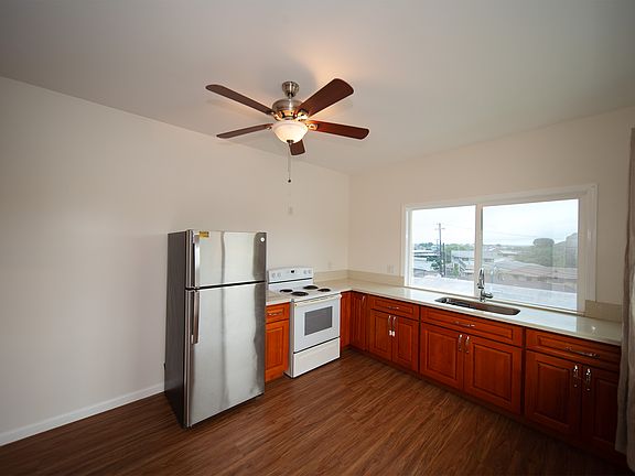 3rd image of 1314 Hoohulu St