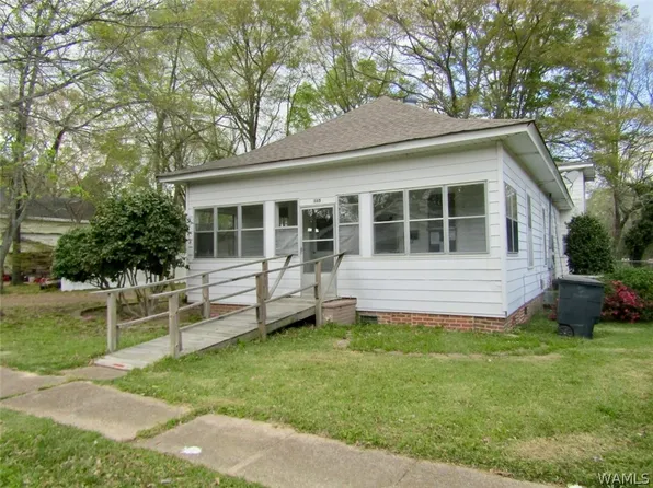 335 5th St NE, Fayette, AL 35555