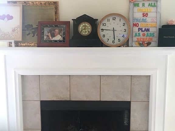 3rd image of 2588 Sunnyknoll Ave