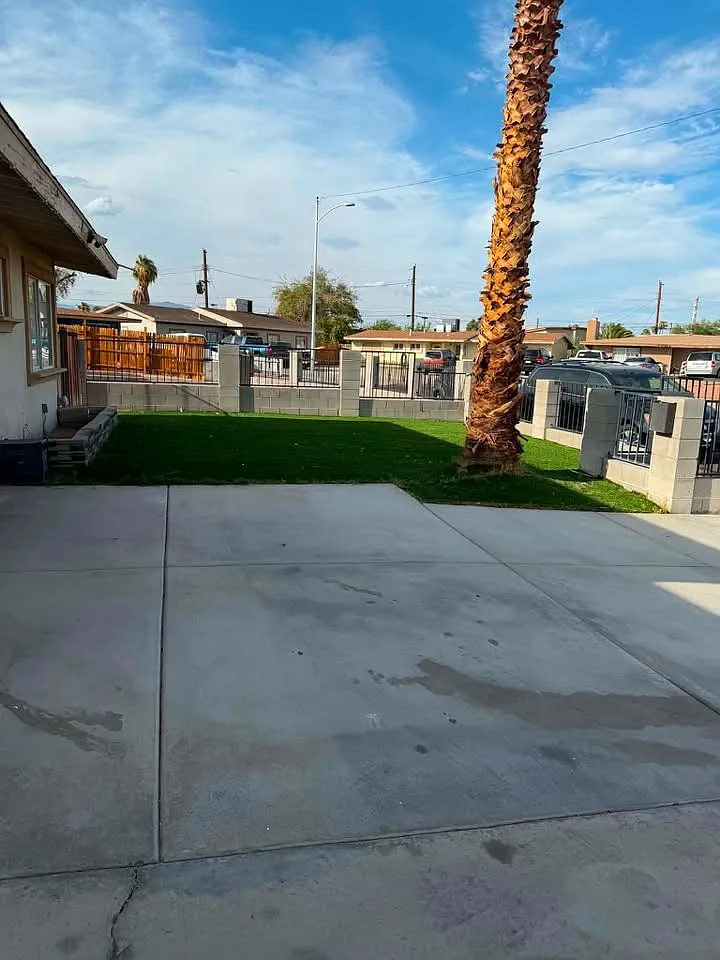 3 bed, 1050 sqft, $1,900 — Photo 4