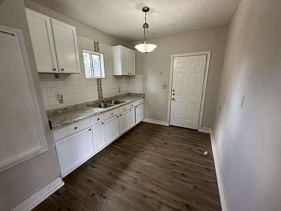4th image of 4520 Falls St