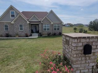 61 Donna Dr, Lancaster, KY 40444