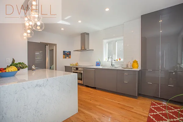 Sold by Dwell Residential Inc | media 7