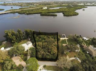 705 32nd Street Ct E, Bradenton, FL 34208