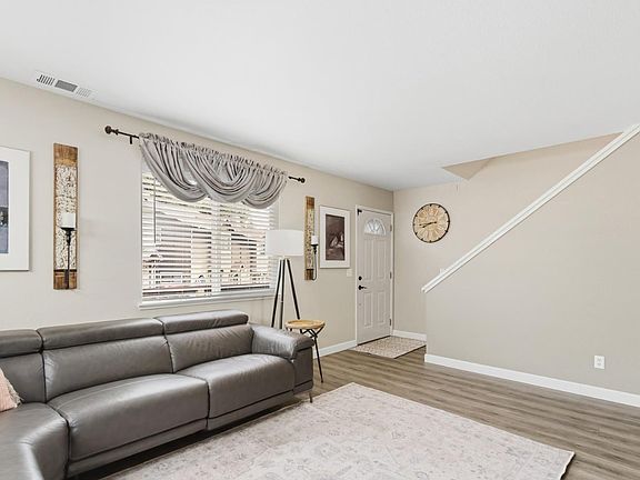 5th image of 1336 Oak Ridge Dr