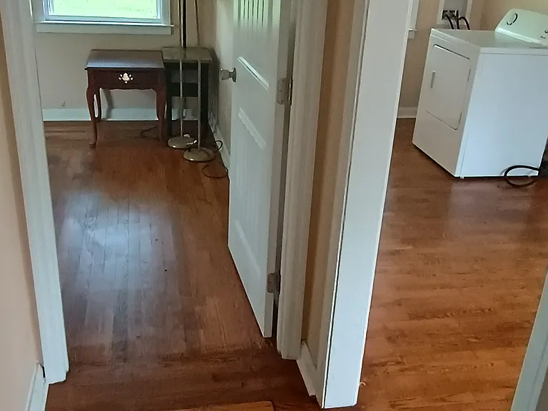 3330 Oakwood Blvd — Photo 9