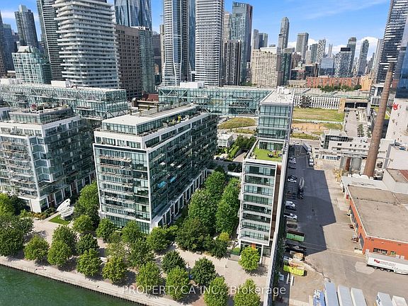 4th image of 39 Queens Quay E #625