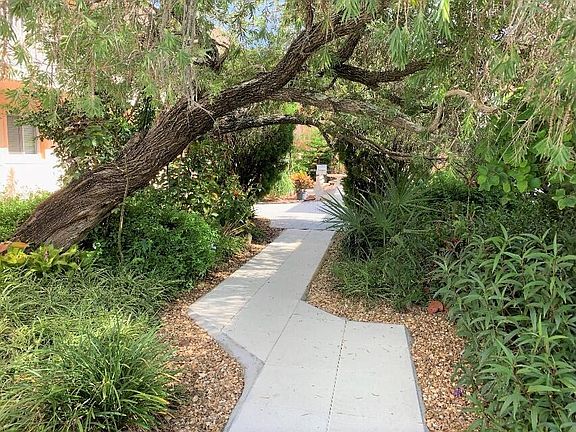 2nd image of 211 Circle Dr APT 15