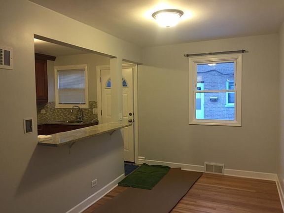 3rd image of 1420 N Harlem Ave #1420