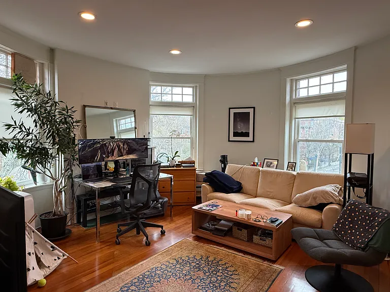 1871 Beacon St #5 — Photo 4