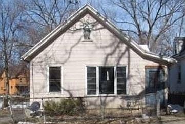 1st image of 545 Seward St