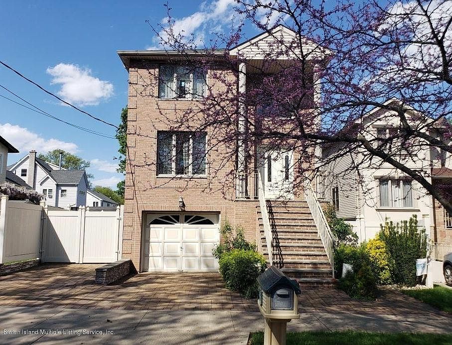 2nd image of 341 Isabella Ave