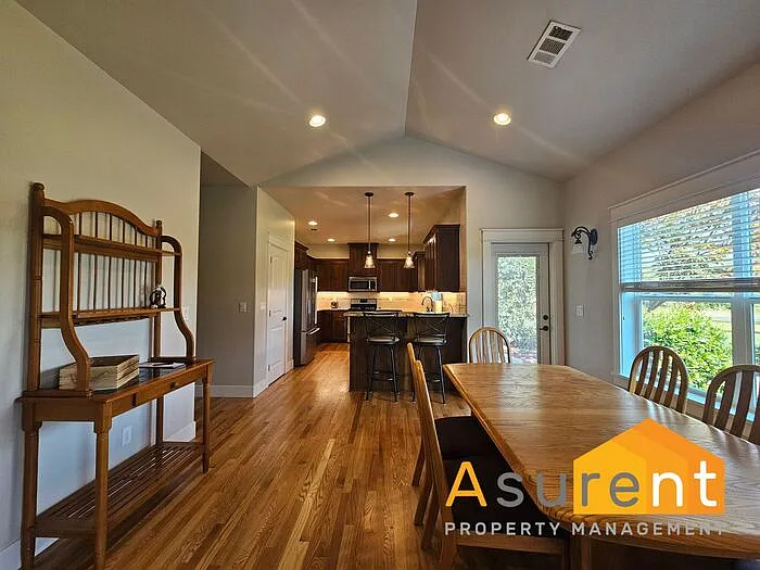 1160 Boulder Ridge St — Photo 13