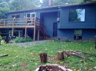 287 Rocky Hollow Rd, Charlottesville, VA 22911