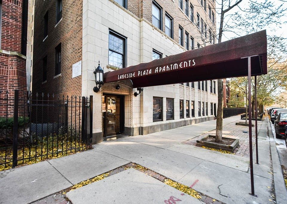 1st image of 817 W Lakeside Pl #D601