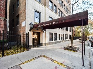 817 W Lakeside Pl #D601, Chicago, IL 60640