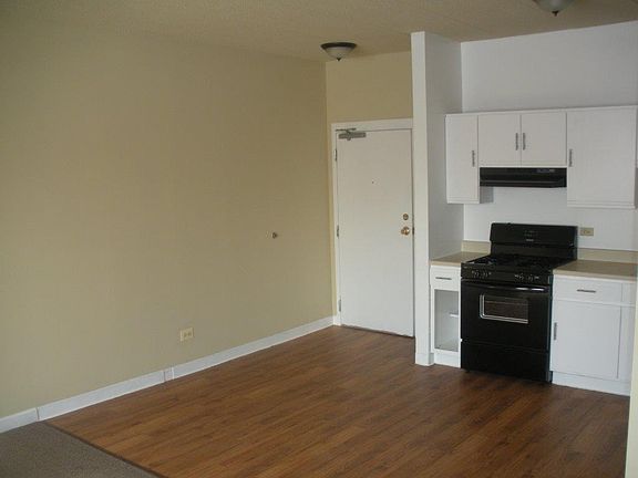 2nd image of 4752 S Wabash Ave #4752207