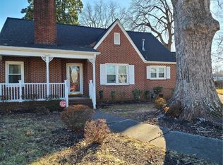 206 E Moore Ave, High Point, NC 27263