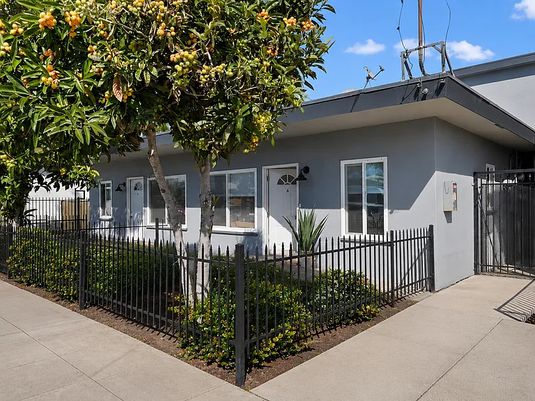 410 Grant St — Photo 4