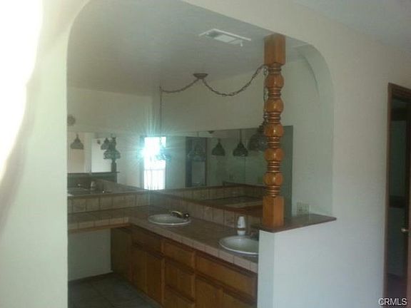 4th image of 42115 Crest Dr
