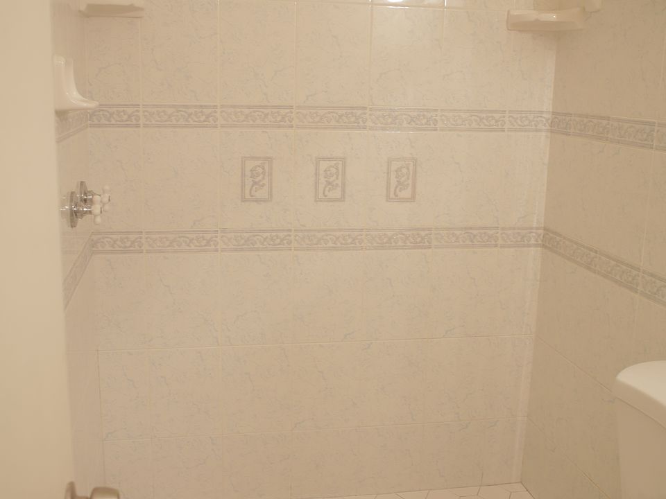 2nd image of 104 Bridget Ln
