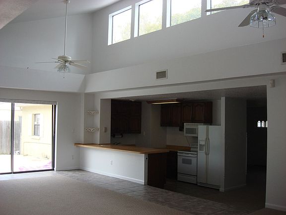 3rd image of 4102 W Bay Court Ave