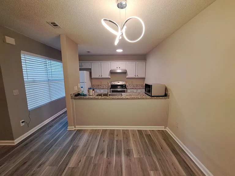 2301 W Michigan Ave #21 — Photo 9