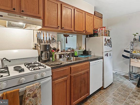 Kitchen, 1st floor