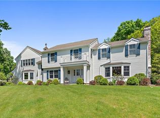21 Gedney Way, Chappaqua, NY 10514