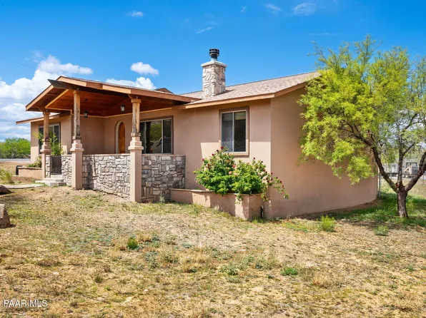 19680 E Ironwood Dr, Mayer, AZ 86333