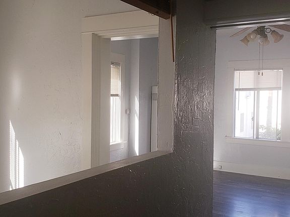 2nd image of 3921 E Livingston Dr APT 8