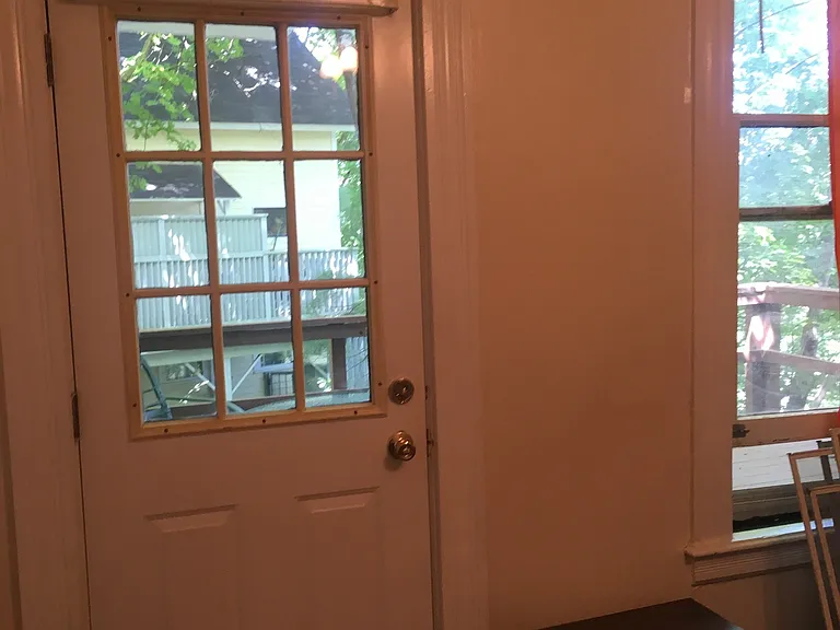 115 Giles Street — Photo 7