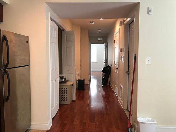 3rd image of 1820 Cecil B Moore Ave #3R