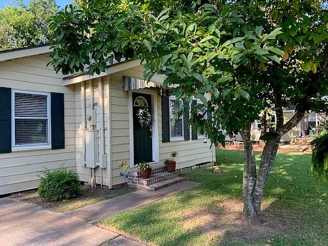 1st image of 712B Saint Maurice Ln