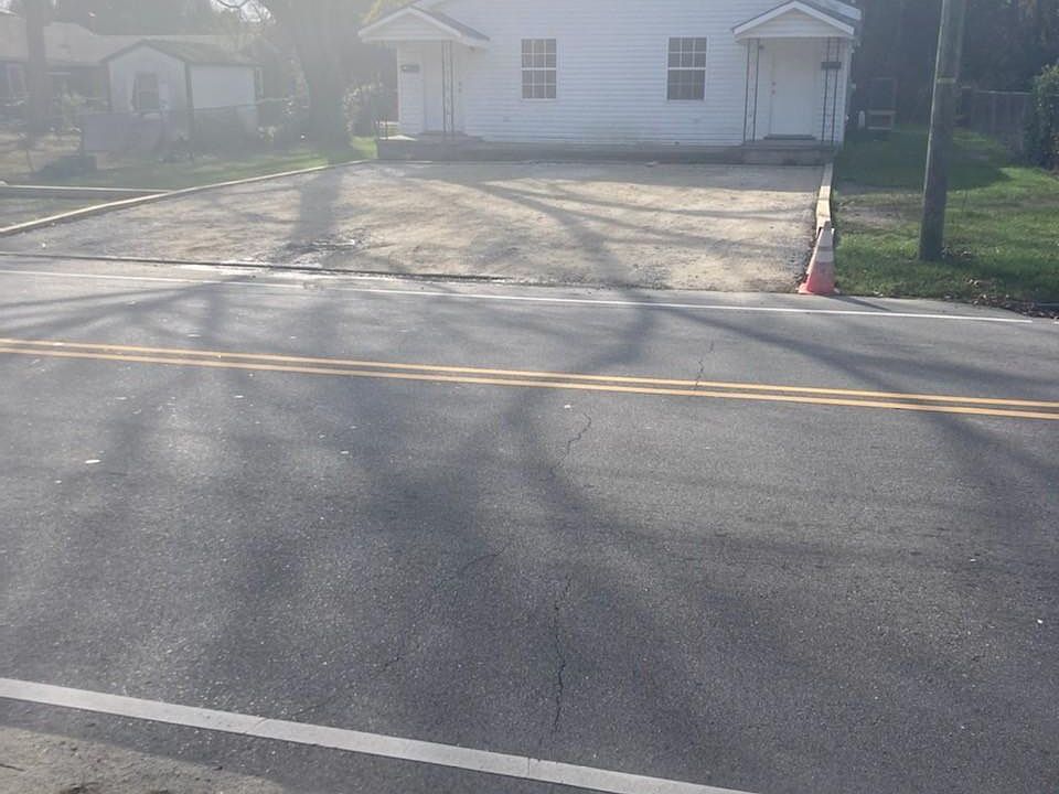 1st image of 506 W Ash St