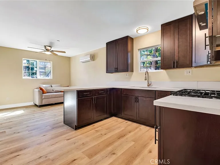 1972 Olive Ave #A — Photo 8