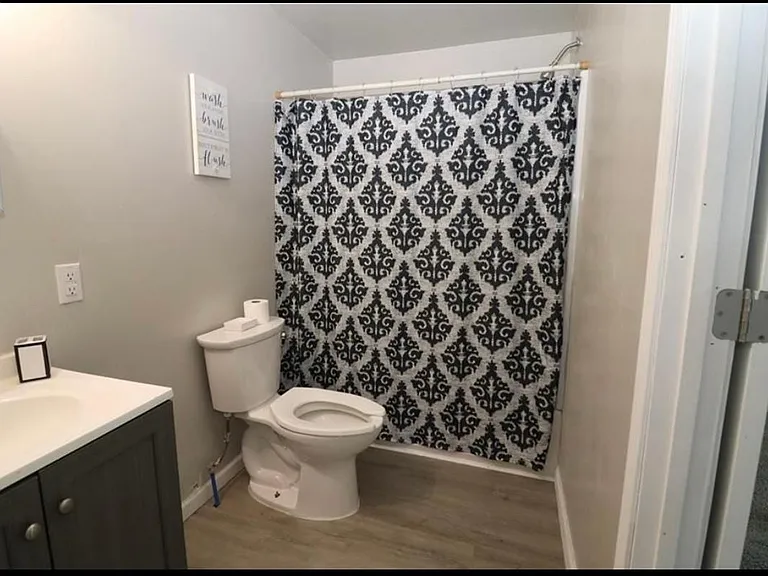 830 Unity St — Photo 8