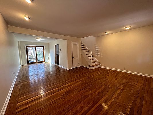 1st image of 3978 46th St