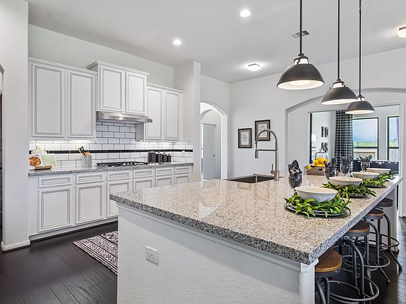 Charming island in kitchen