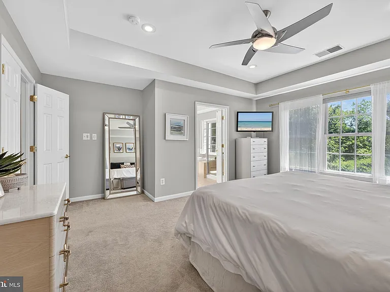 12003 Mill Rock Dr — Photo 42
