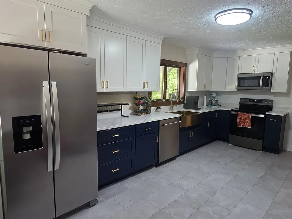 3 Echo Ave #101
