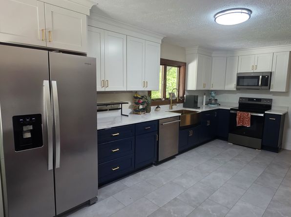 3 Echo Ave #101
