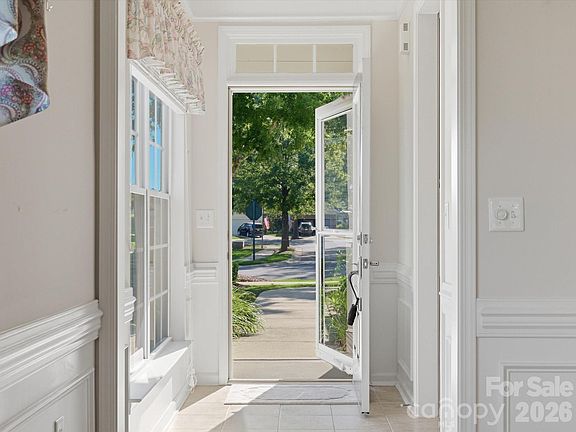 4th image of 3918 Yosemite Way