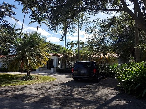 4th image of 1228 Placetas Ave