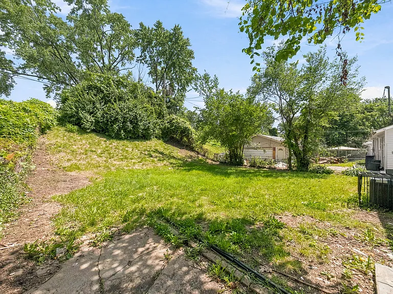 8515 Jenny Dr — Photo 38