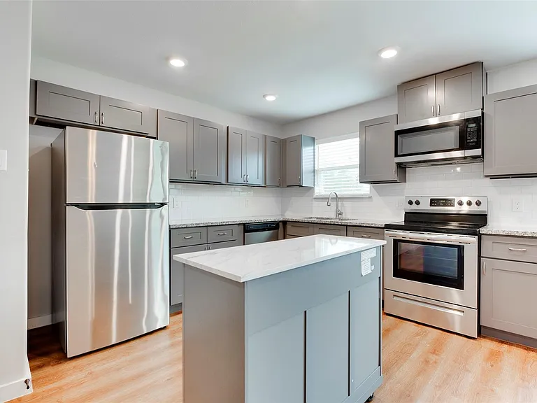 8635 Sunderland Rd — Photo 5
