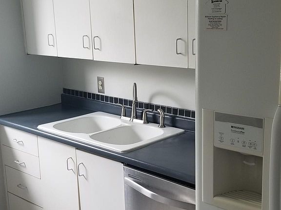 5th image of 5601 Waterman Blvd #3